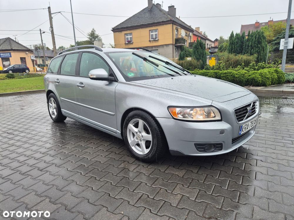 Volvo V50 2010 photo 3