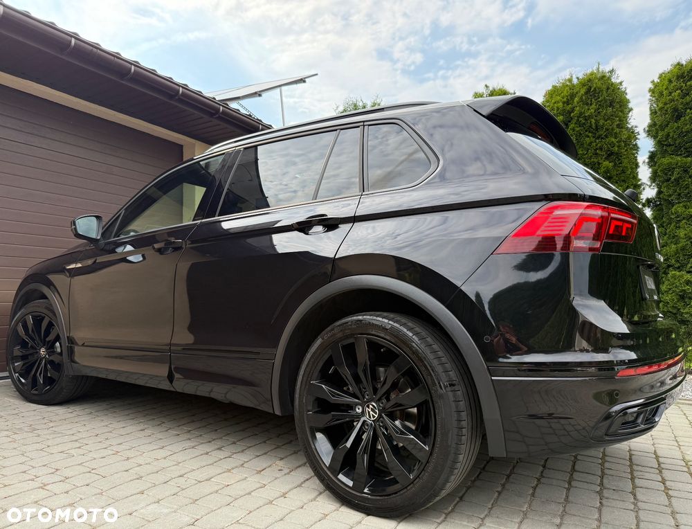 Volkswagen Tiguan 2.0 TDI SCR 4MotION DSG R-Line - 16