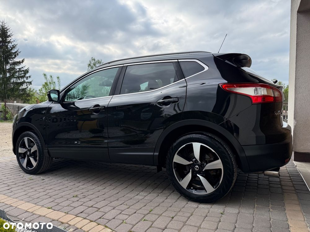 Nissan Qashqai 1.6 DIG-T N-Connecta - 6