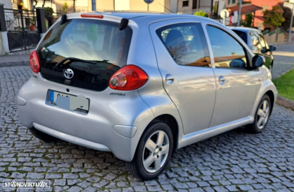 Toyota Aygo 1.0 - 5
