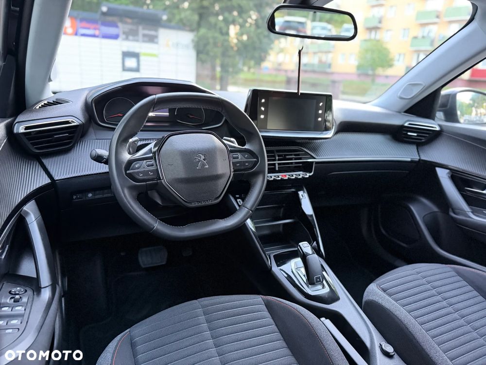 Peugeot 2008 PureTech 130 EAT8 Active - 26