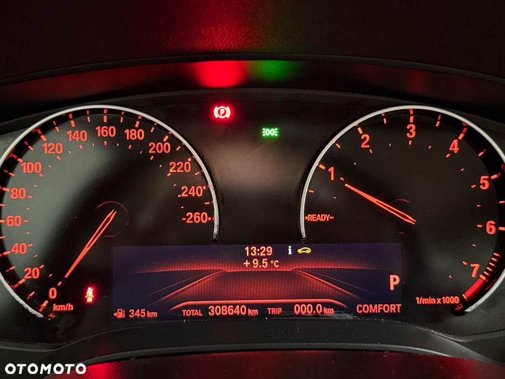 BMW Seria 5 520i M Sport Edition - 18