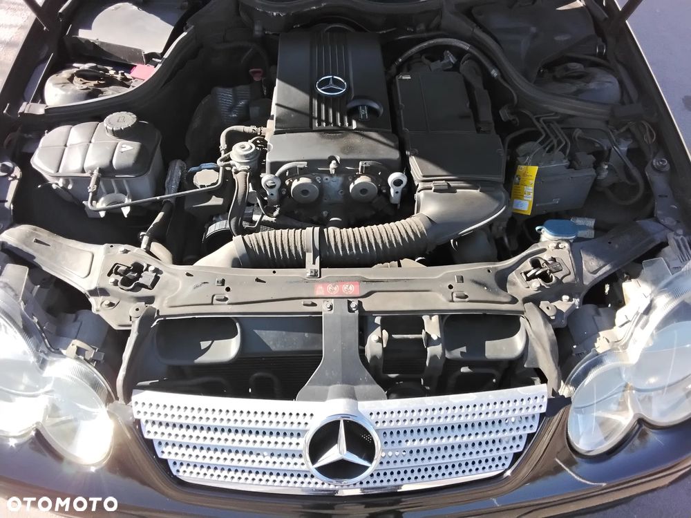 Mercedes-Benz Klasa C 180 Kompressor Sportcoupe - 13