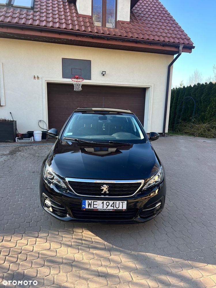 Peugeot 308 - 1