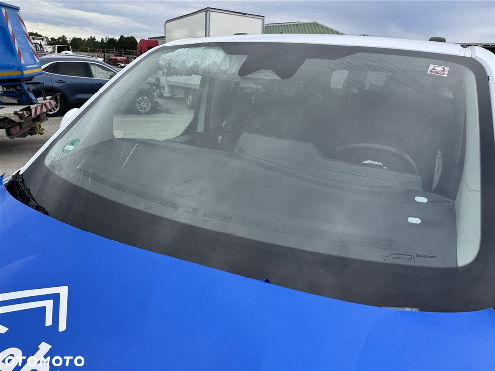 Ford Tourneo Custom - 10
