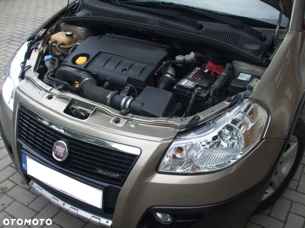 Fiat Sedici 1.9 Multijet 4x2 Dynamic Plus - 38