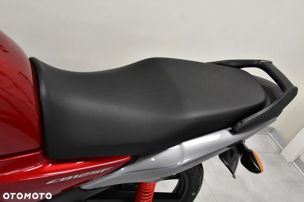 Honda CB - 15