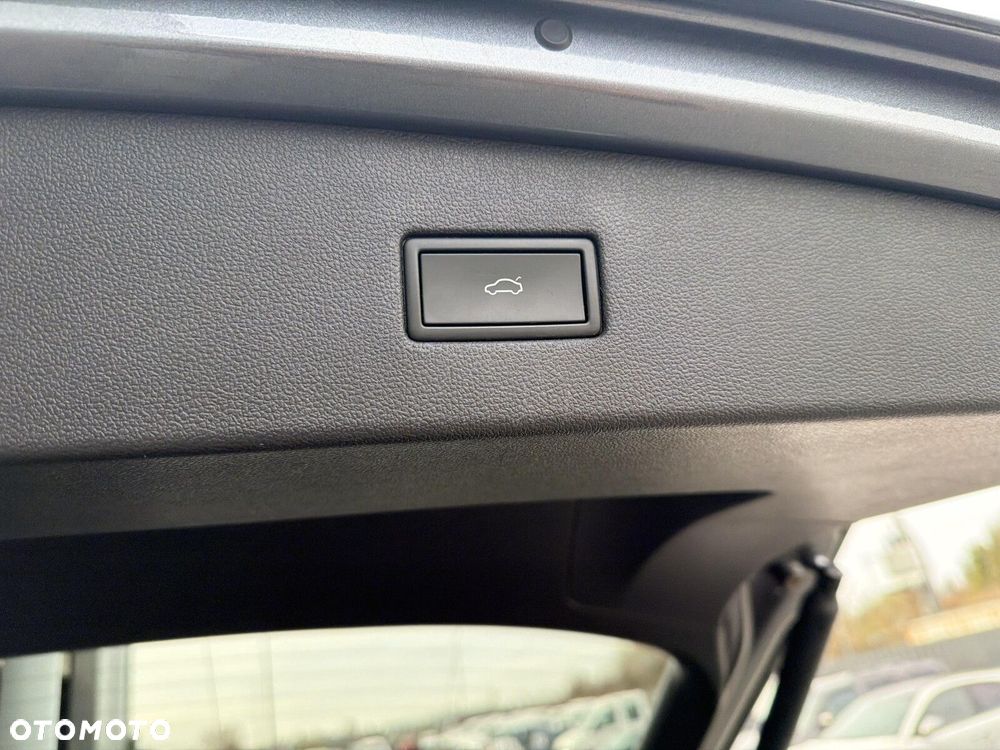 Volkswagen Tiguan Allspace - 18