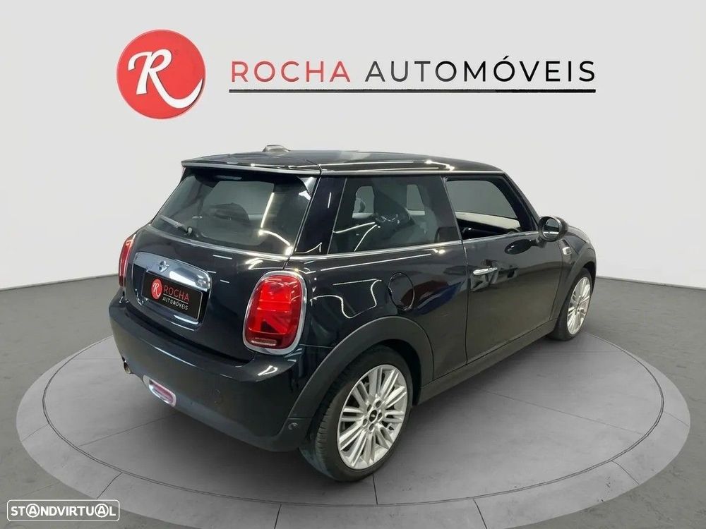 MINI 3 Portas Cooper Auto - 3