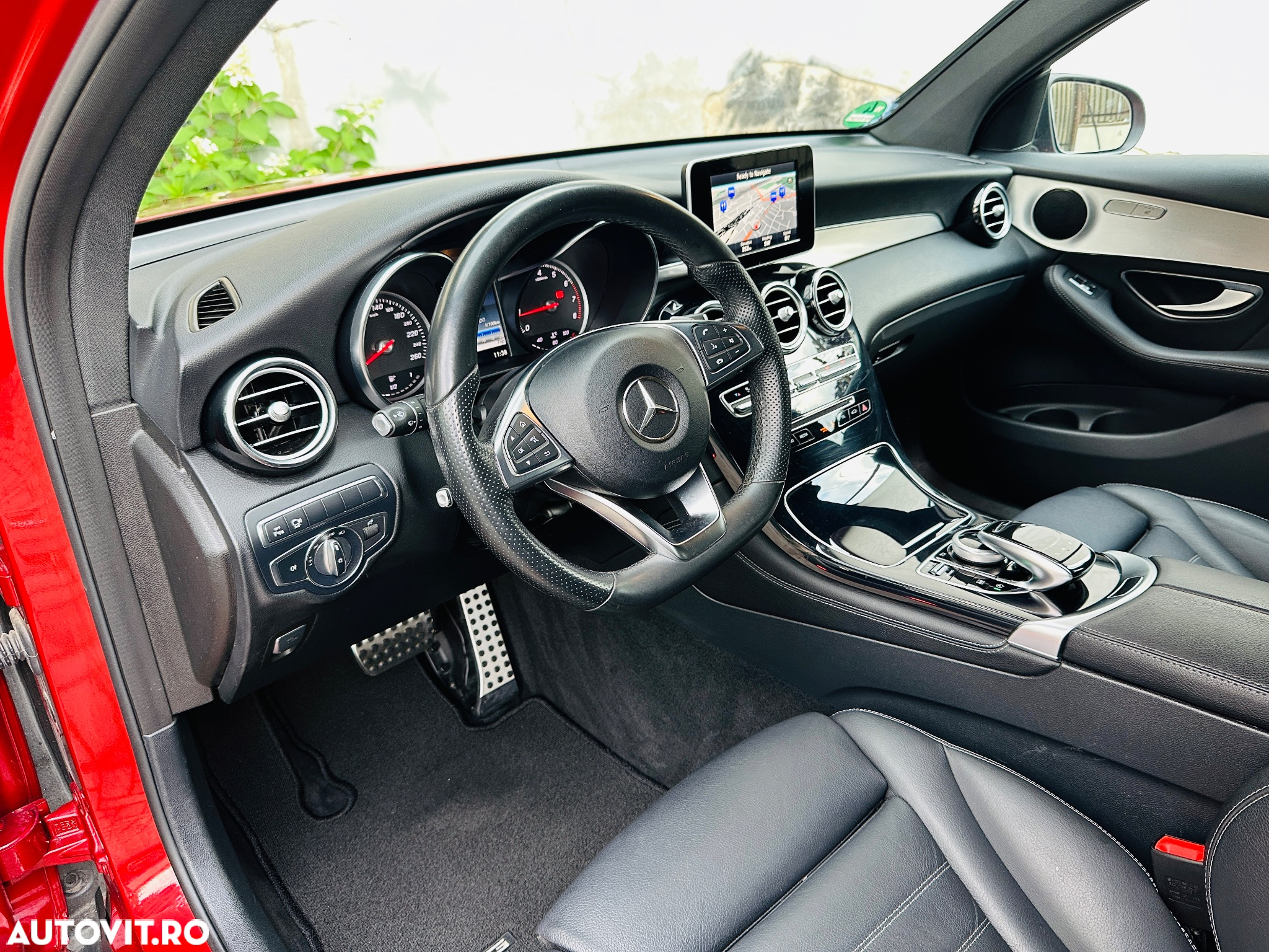 Mercedes-Benz GLC Coupe 250 4Matic 9G-TRONIC AMG Line - 8