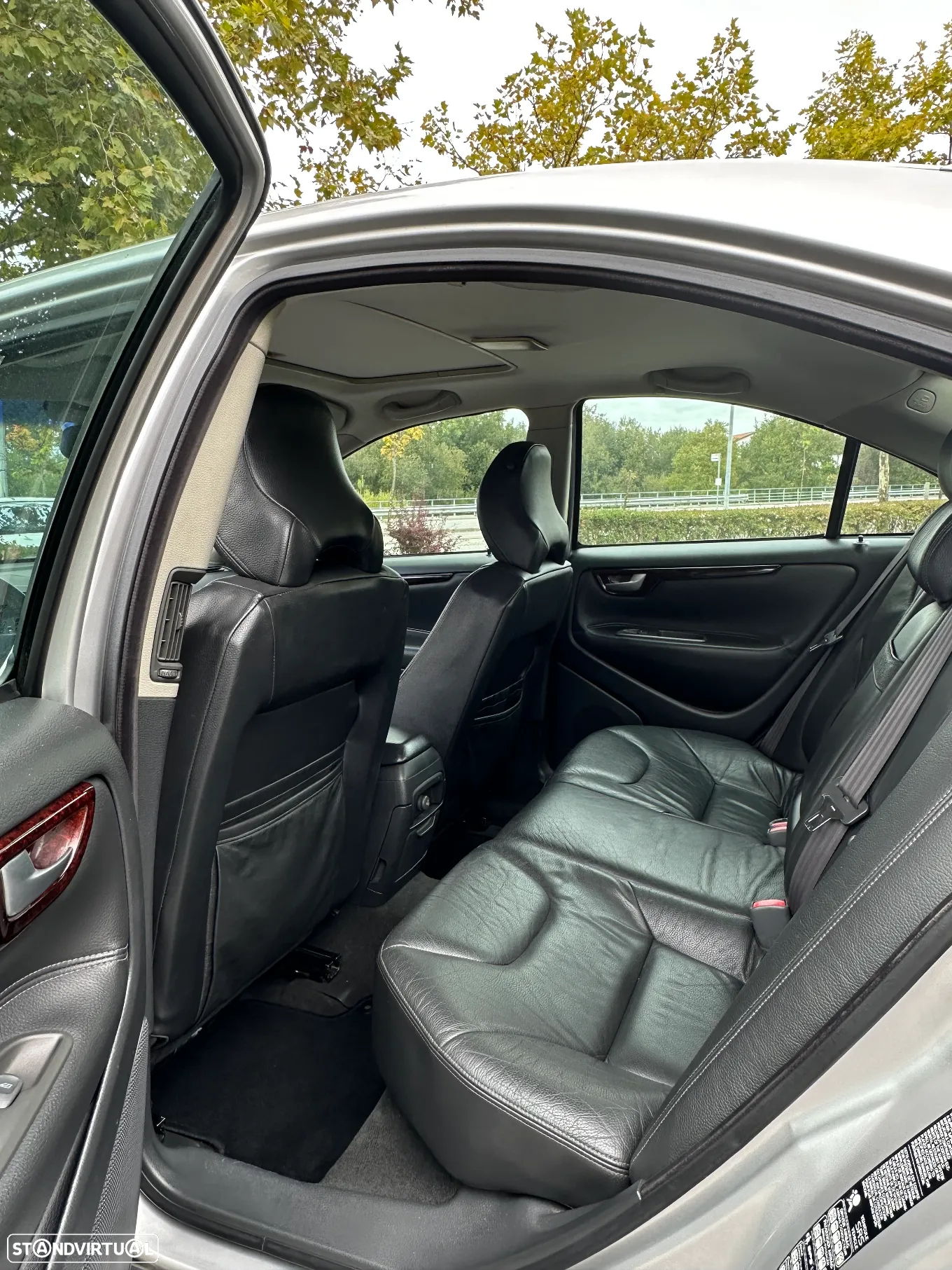 Volvo S60 2.3 T5 - 5