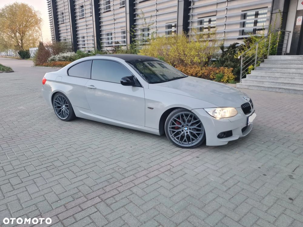 BMW Seria 3 320d DPF M Sport Edition - 36