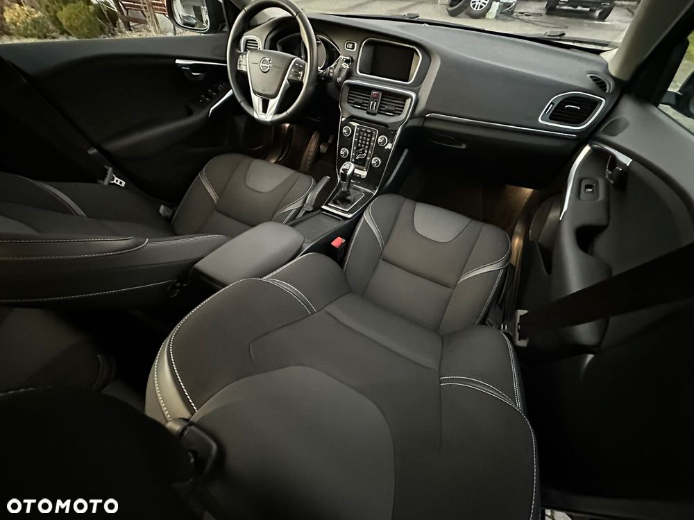 Volvo V40 T2 Drive-E Summum - 22