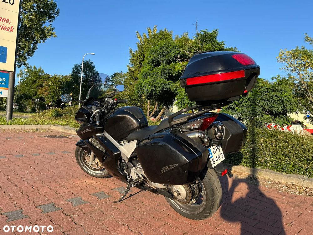 Honda VFR - 7