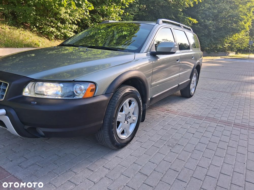 Volvo XC 70 - 1