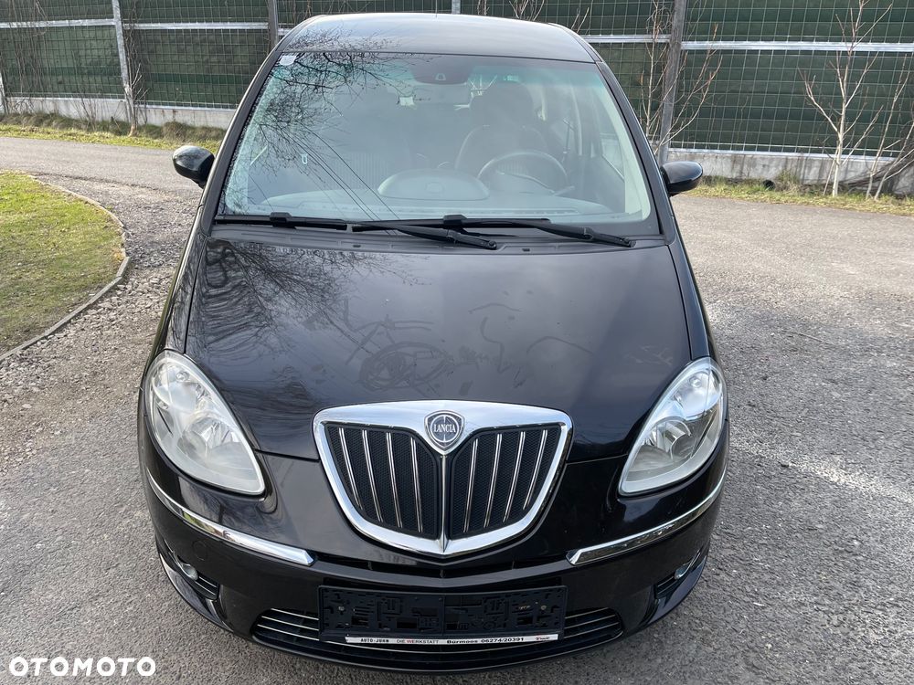 Lancia Musa 1.4 16V Gold - 8