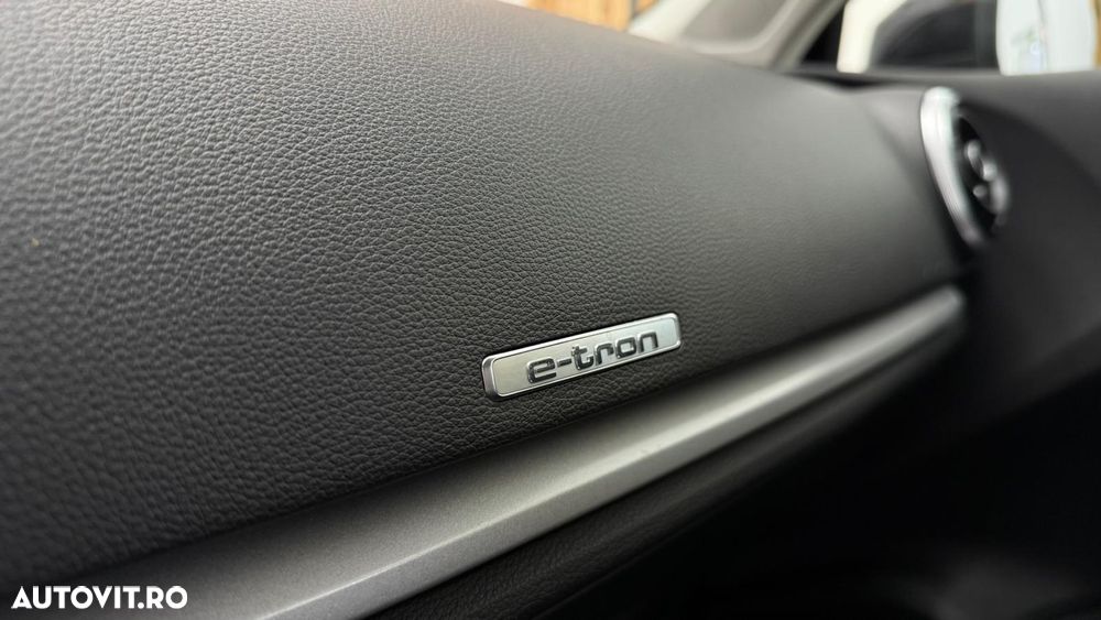 Audi A3 1.4 TFSI COD Stronic Attraction - 30