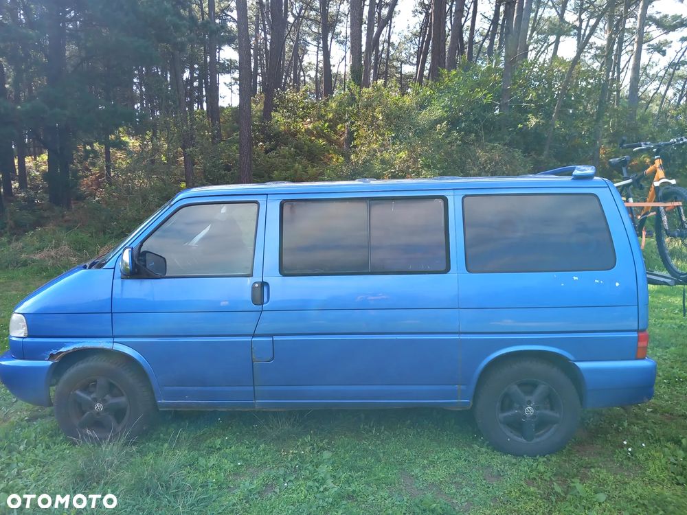 Volkswagen Multivan - 7
