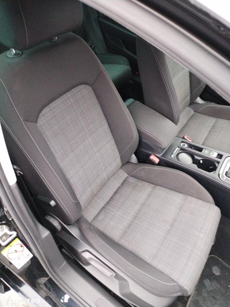 Volkswagen Passat 2.0 TDI DSG Highline - 7