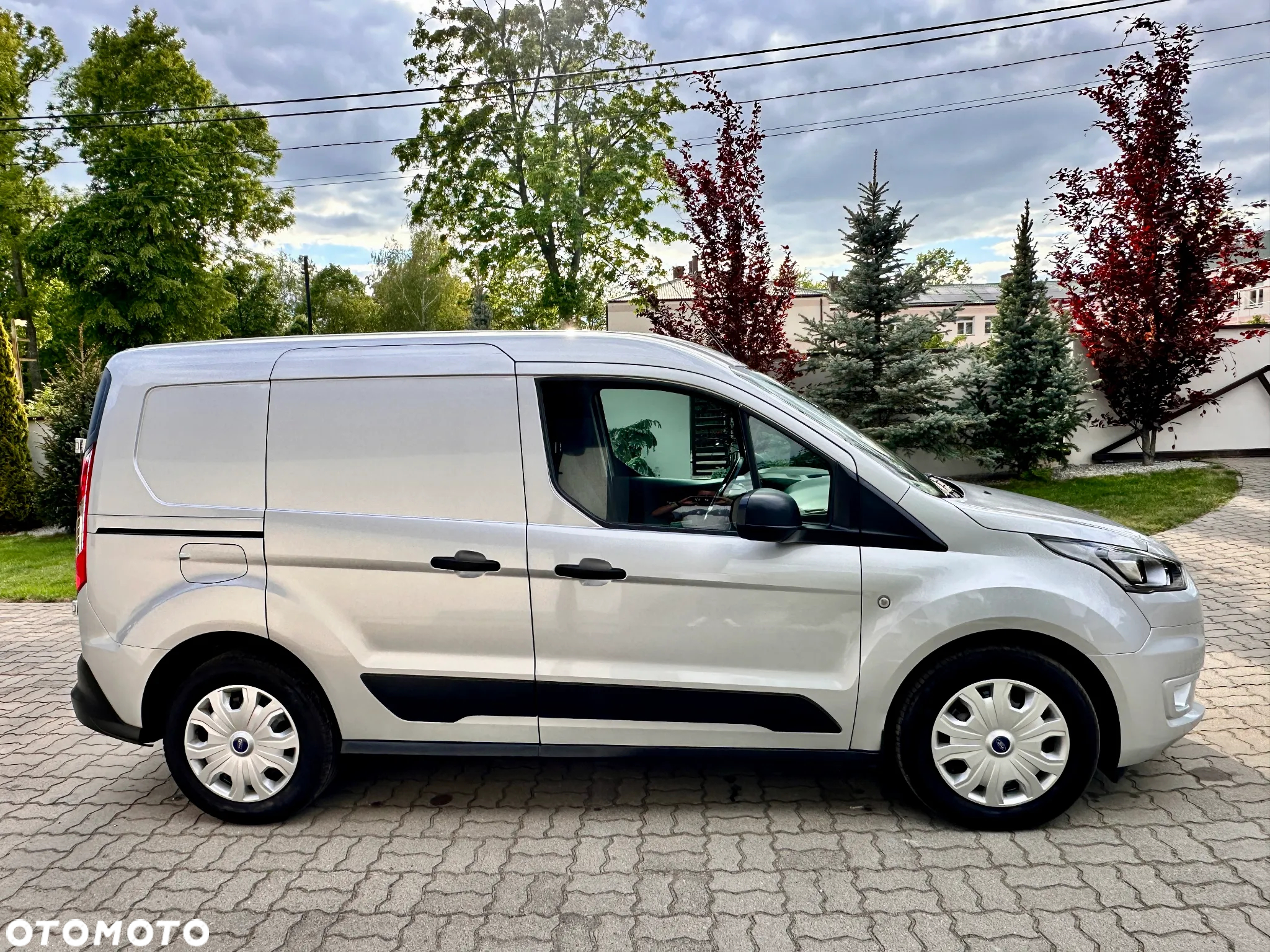 Ford TRANSIT CONNECT - 10