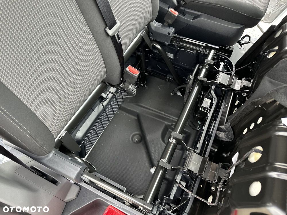 Volkswagen Transporter - 34