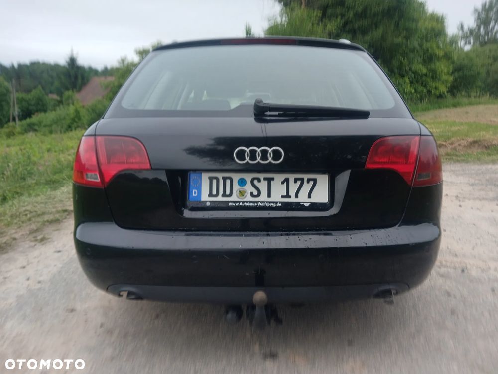 Audi A4 Avant 2.0 TDI DPF Quattro - 9