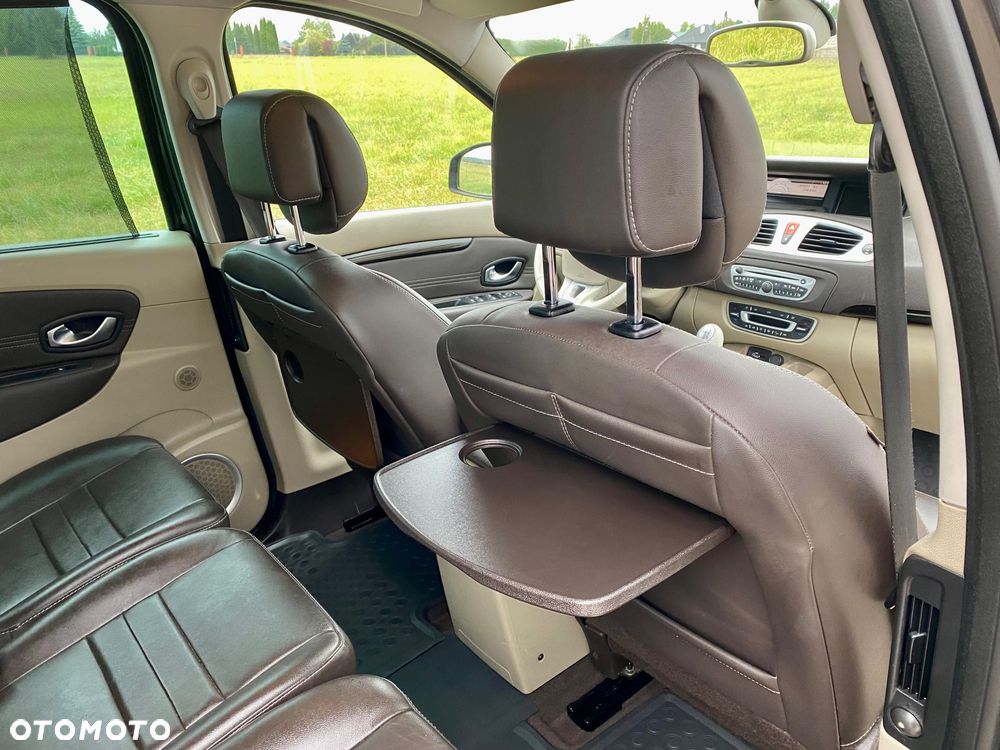 Renault Scenic 1.9 dCi Privilege - 29