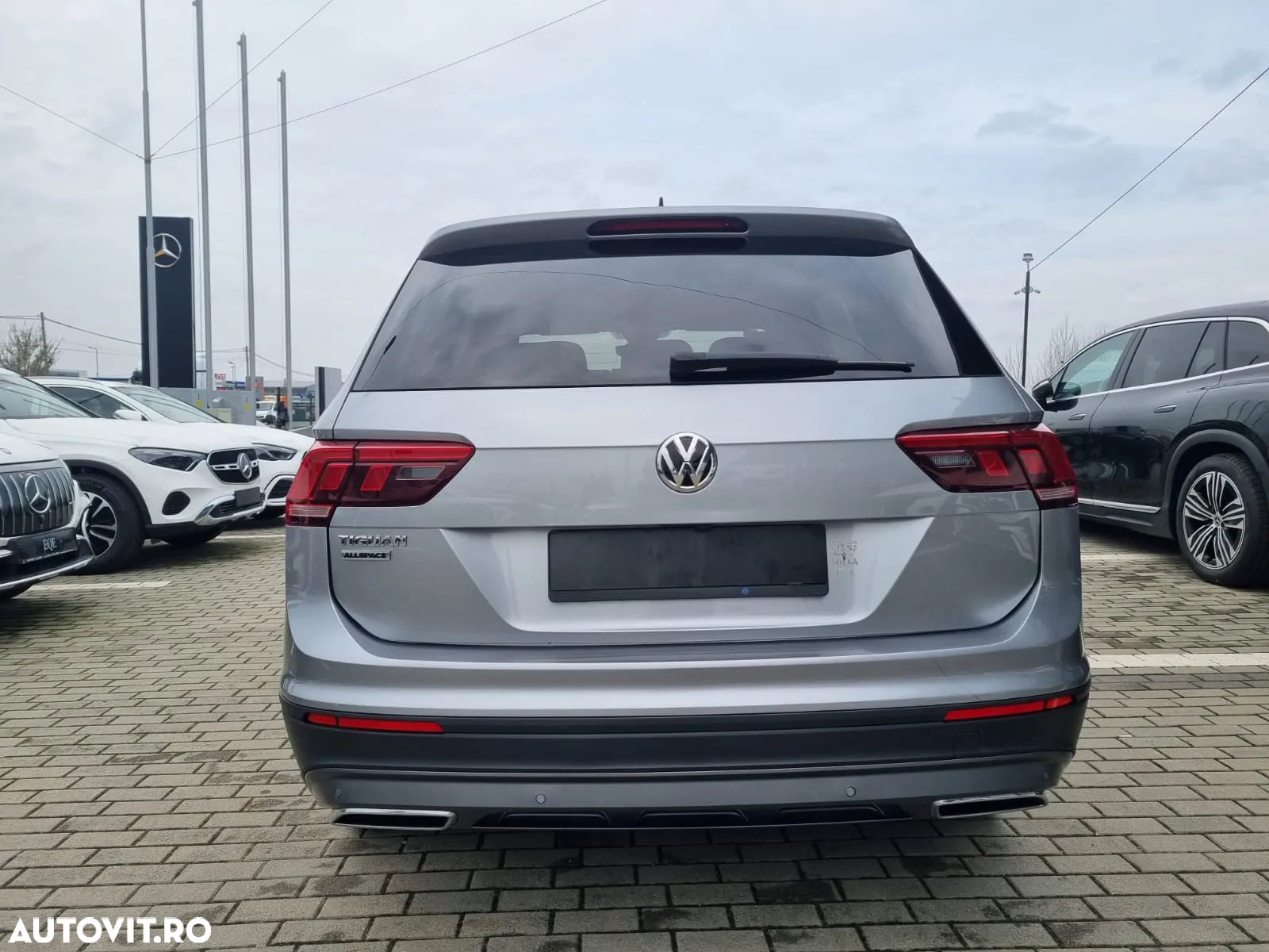 Volkswagen Tiguan 1.5 TSI ACT Comfortline - 5
