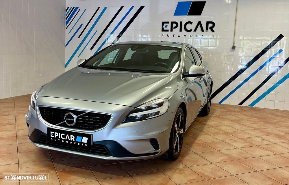 Volvo V40 2.0 D2 R-Design Momentum - 2