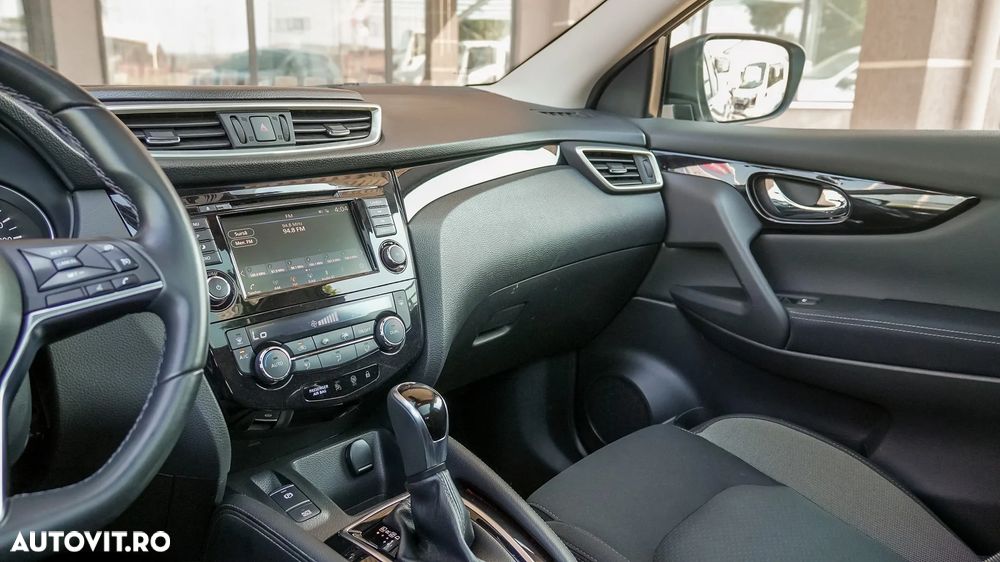 Nissan Qashqai 1.5 DCI DCT N-CONNECTA - 13