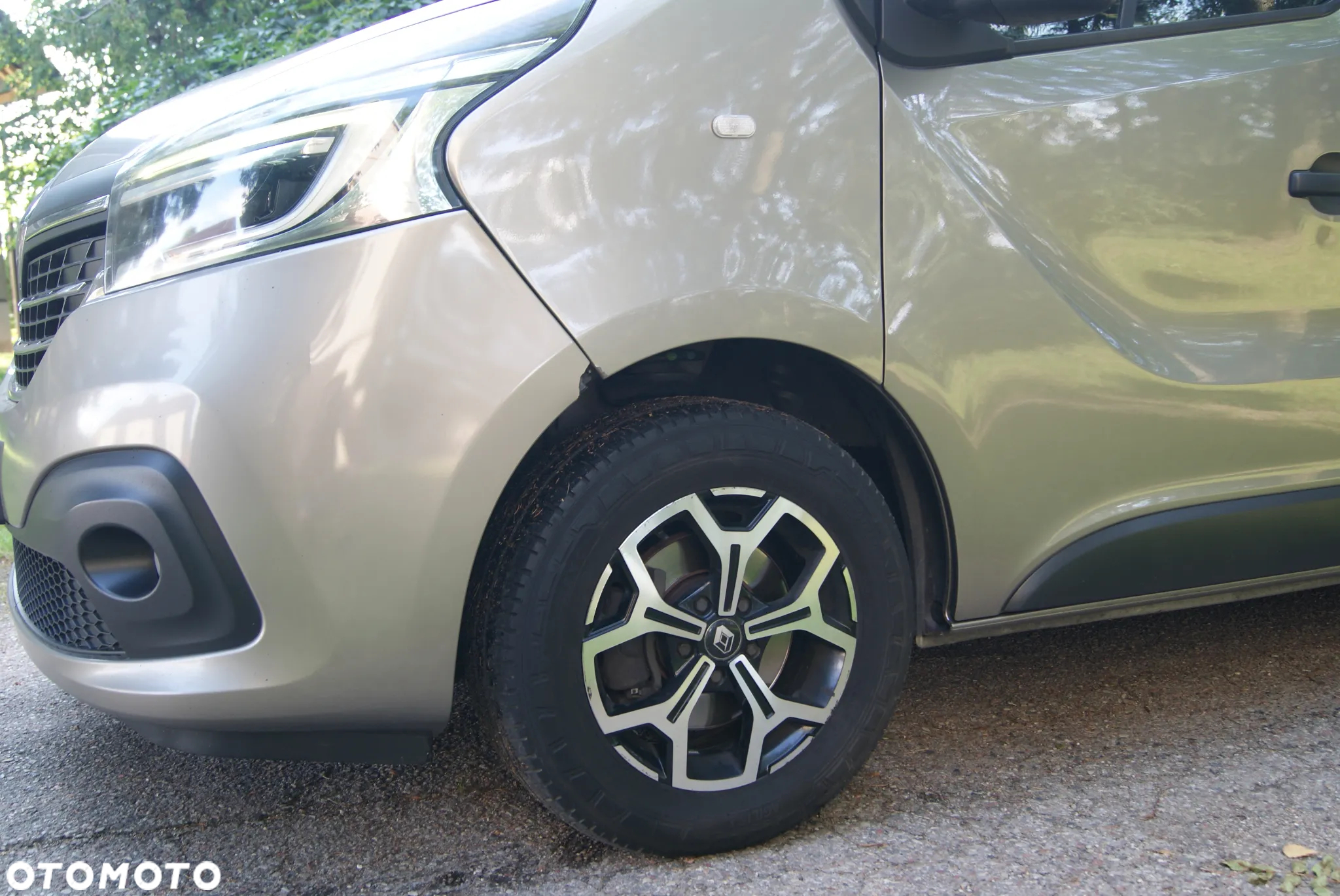Renault Trafic SpaceClass 2.0 dCi - 6