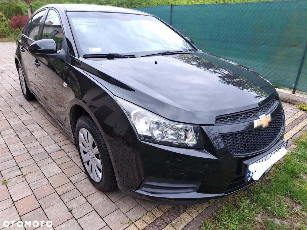 Chevrolet Cruze 1.6 Base - 1