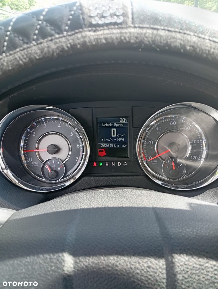 Dodge Grand Caravan - 11