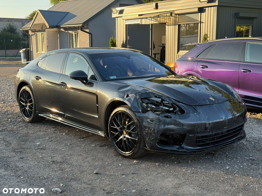 Porsche Panamera 4S - 11