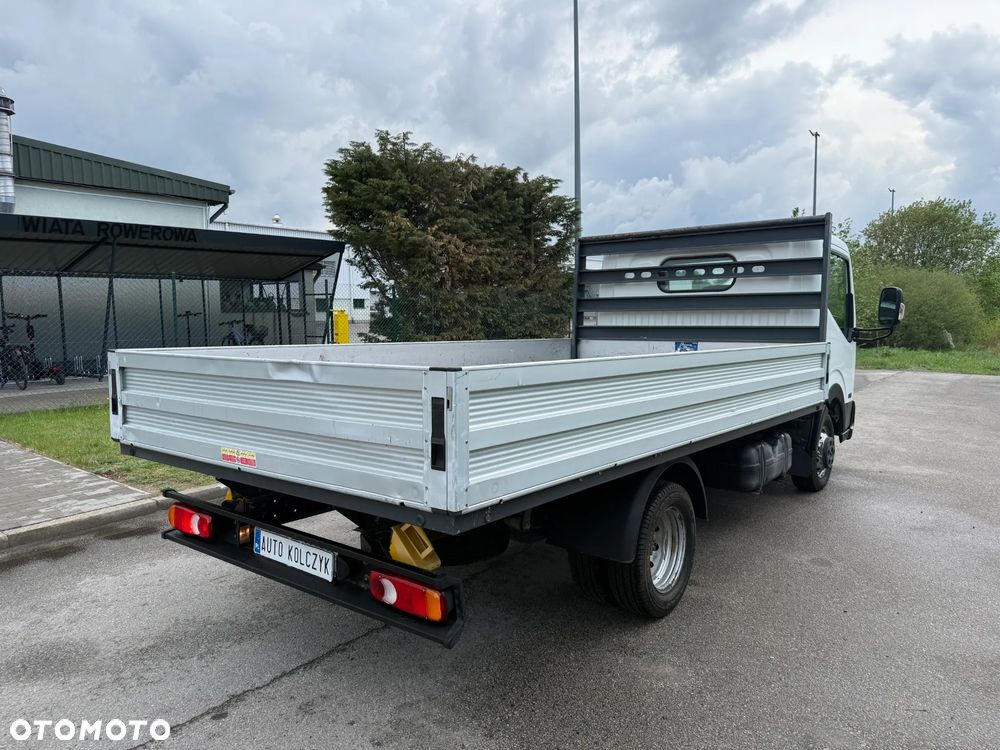 Nissan NT 400  Cabstar - 5