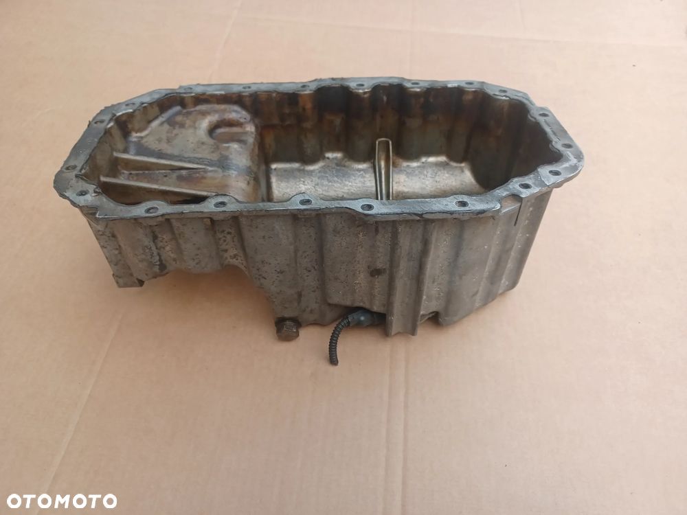 MISKA OLEJU VW 1.4 TSI 1.6 FSI 03C103603T - 2