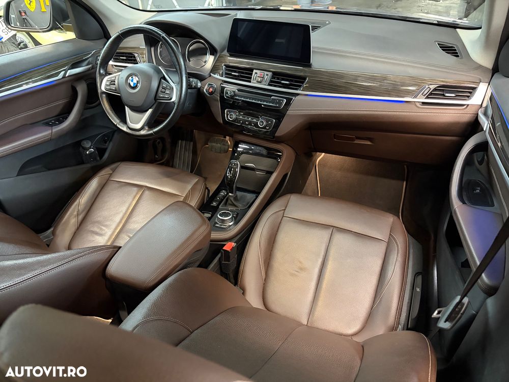 BMW X1 xDrive20d AT - 12