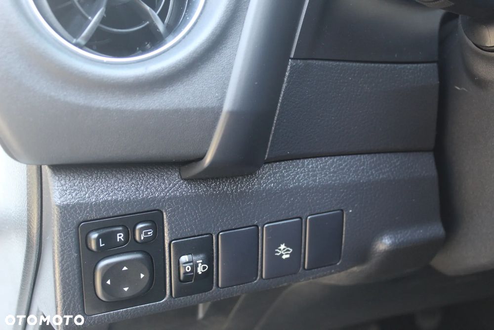Toyota Auris 1.33 Dual-VVT-i Life Plus - 16