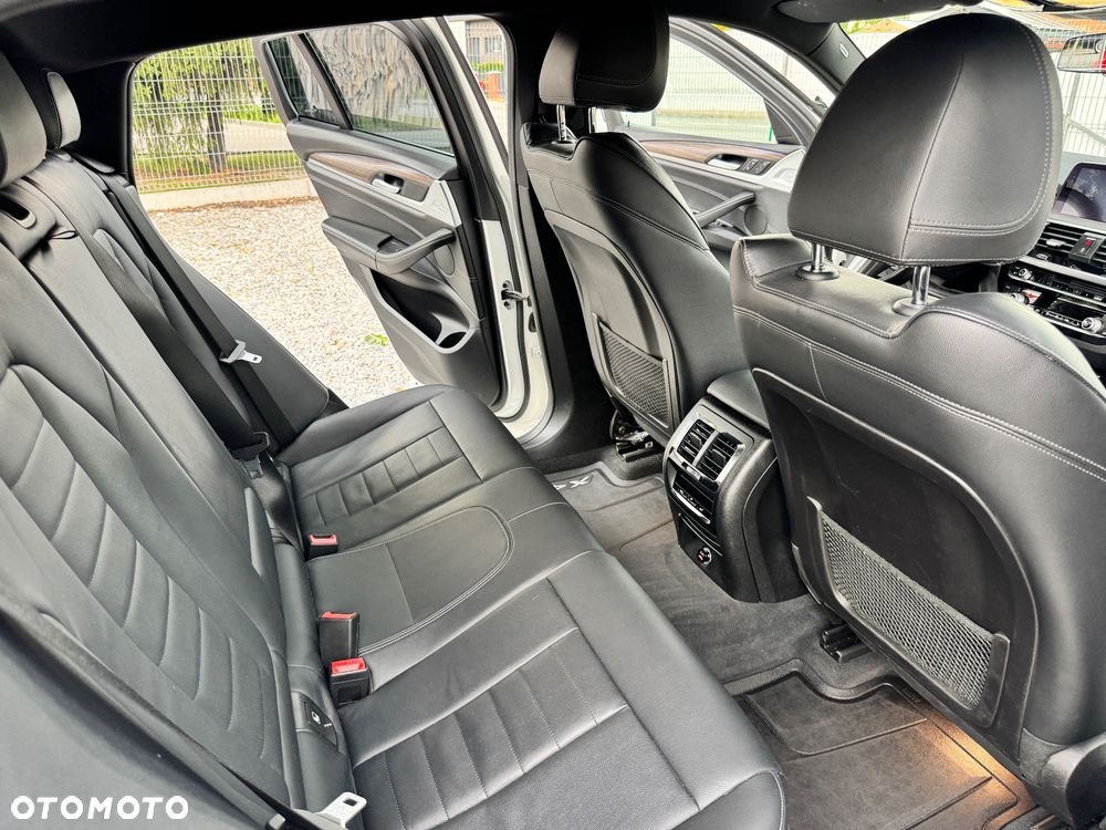 BMW X4 xDrive25d M Sport sport - 34