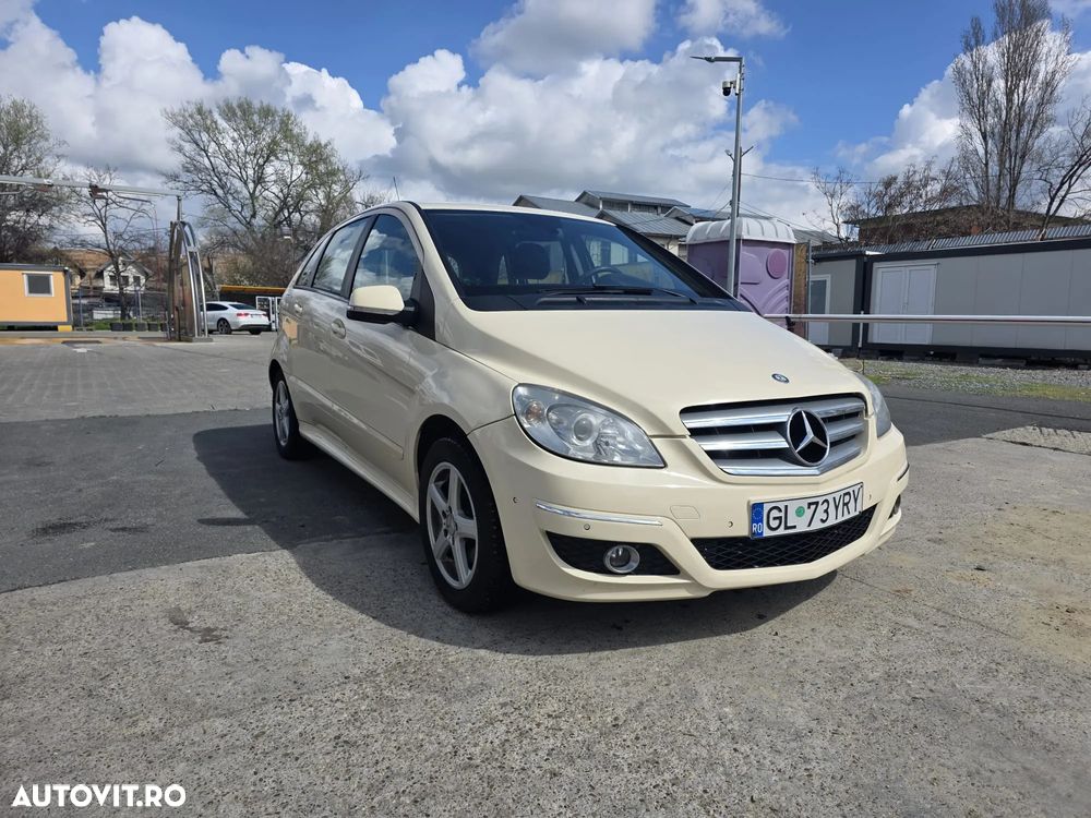 Mercedes-Benz B 180 - 2