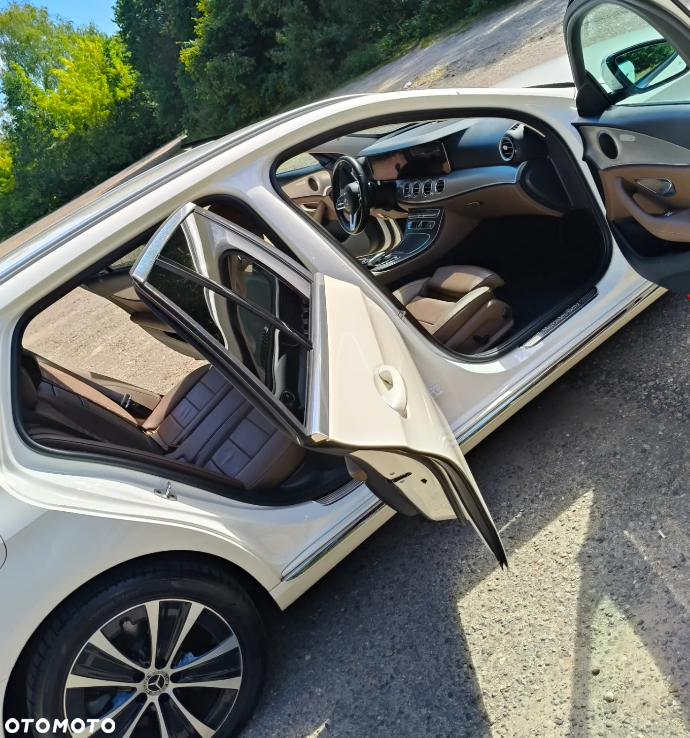 Mercedes-Benz Klasa E - 29