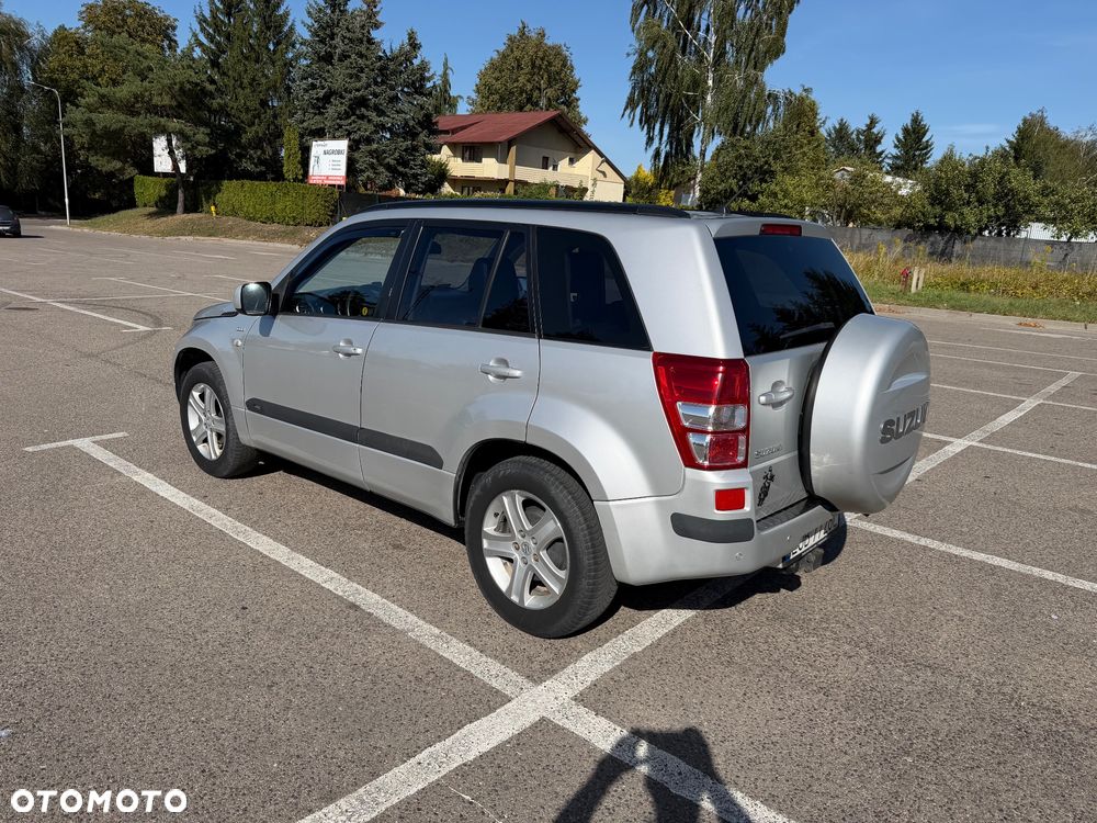 Suzuki Grand Vitara - 2