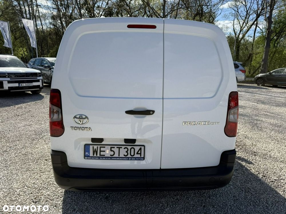 Toyota Proace City - 16