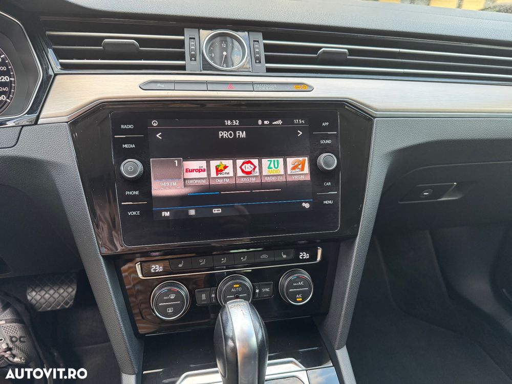 Volkswagen Passat 2.0 TDI DSG Highline - 6