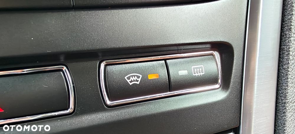 Ford Mondeo - 35