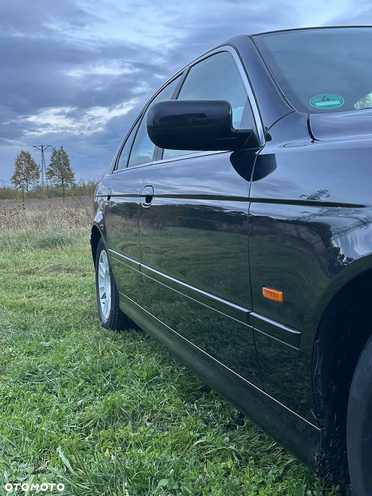 BMW Seria 5 525i - 12
