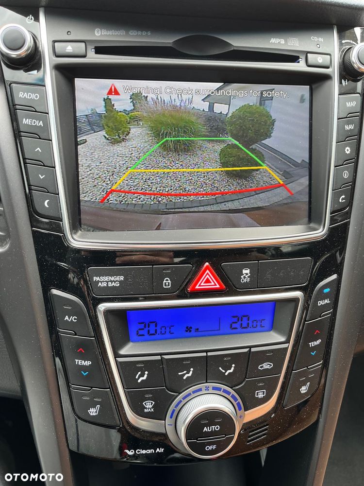 Hyundai i30 1.6 CRDi Premium - 36