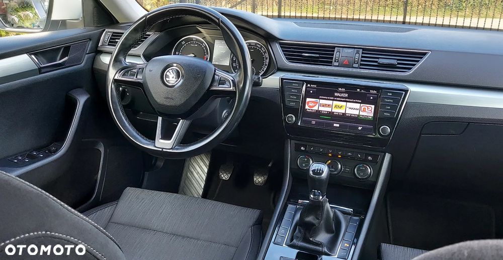 Skoda Superb 2.0 TDI Style - 35