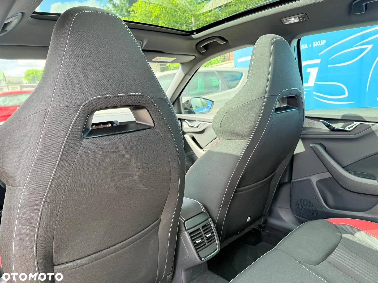 Skoda Kamiq 1.5 TSI DSG Monte Carlo - 15