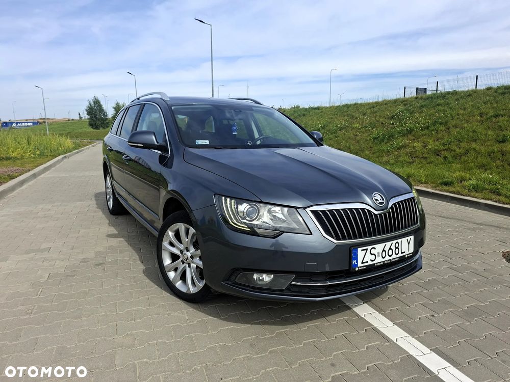 Skoda Superb 2.0 TDI 4x4 Elegance Outdoor DSG - 23